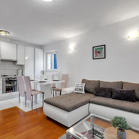 Ivo Apartment